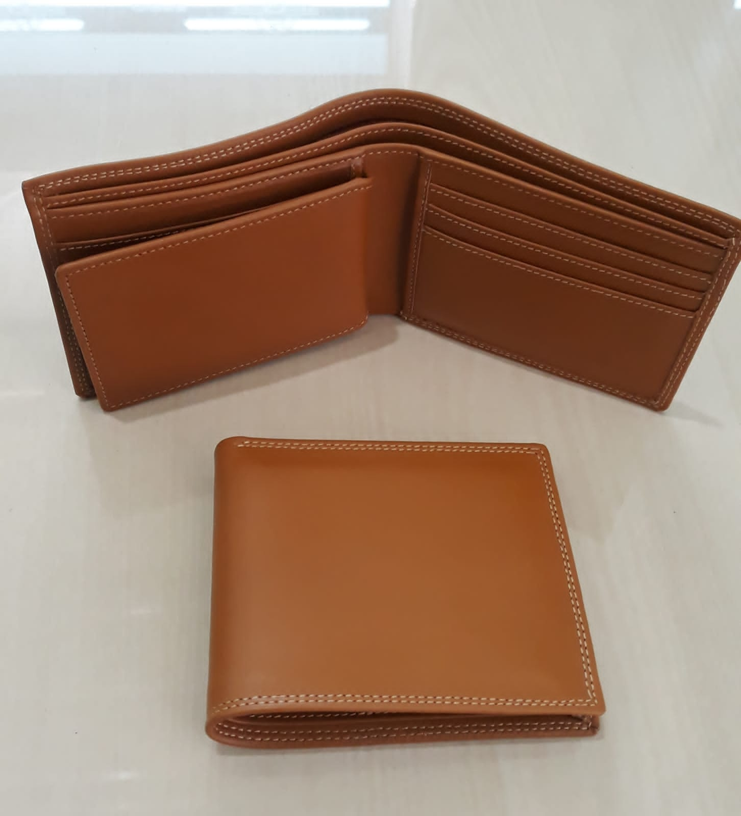 Dompet kulit pria