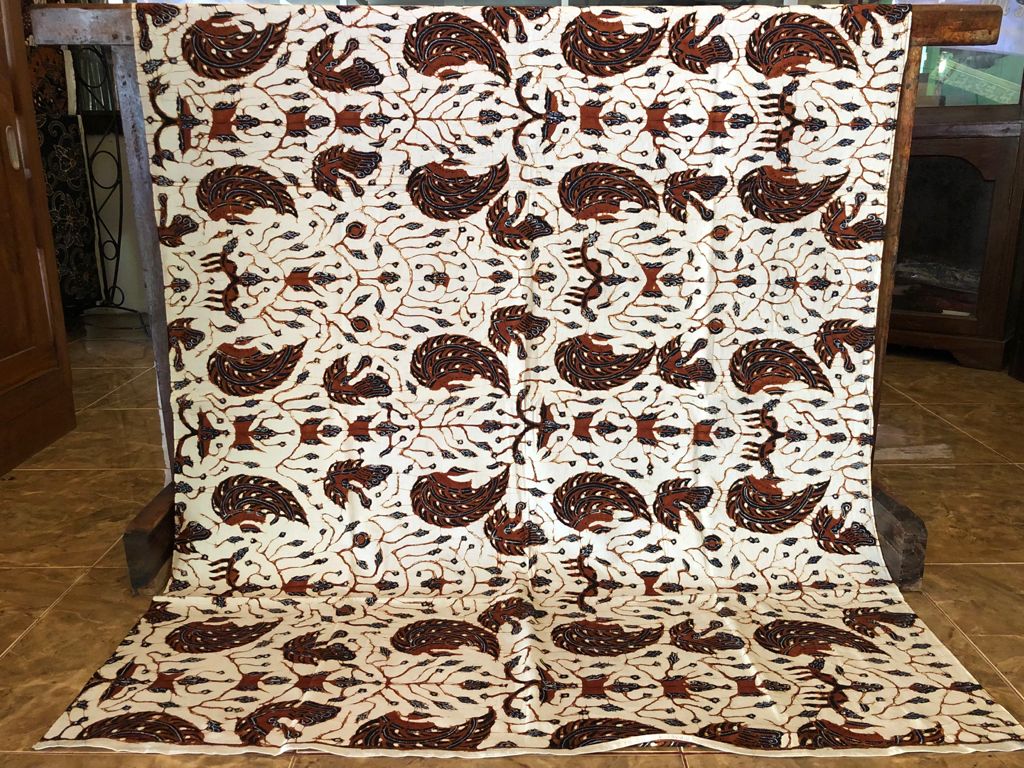 Kain Batik Motif Sido Asih Latar Bledak