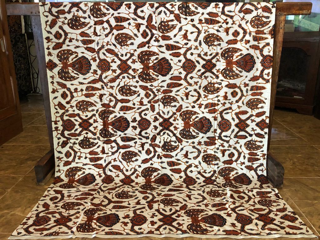 Kain Batik Motif Sido Mukti Latar Bledak