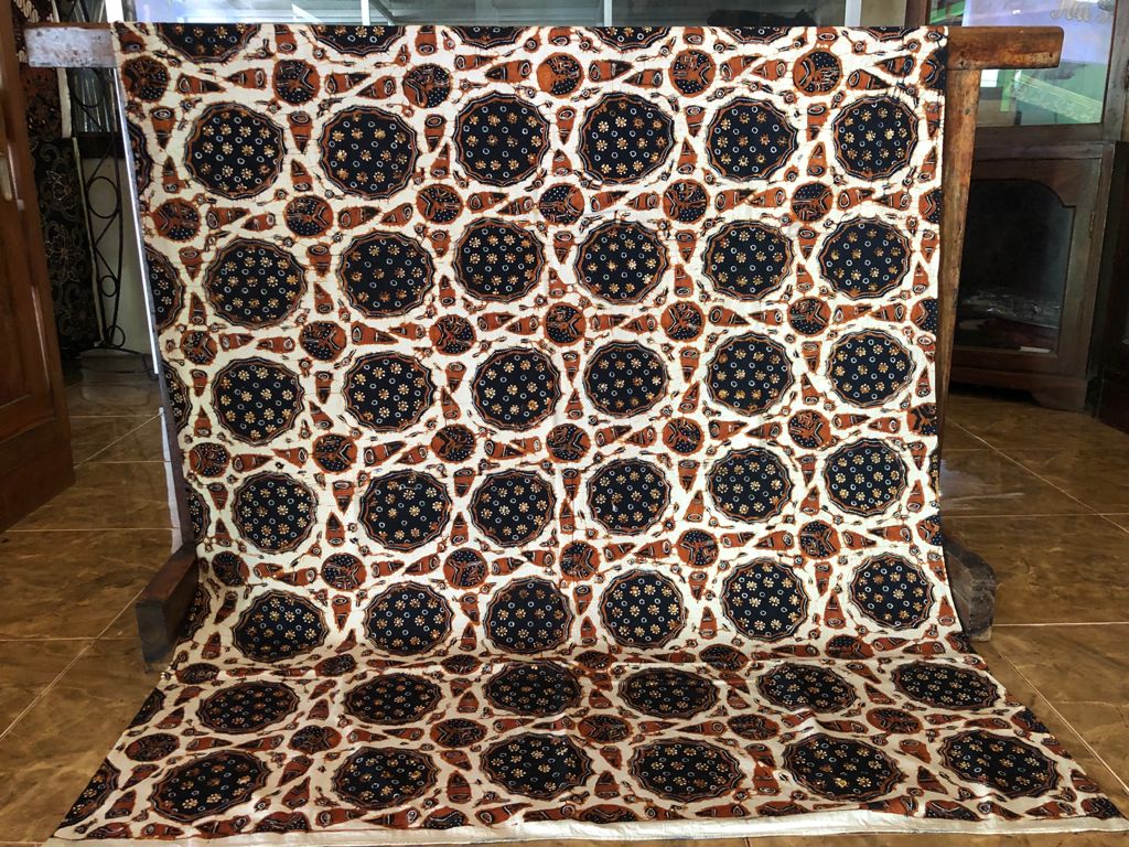 Kain Batik Motif Ceplok Truntum Hok