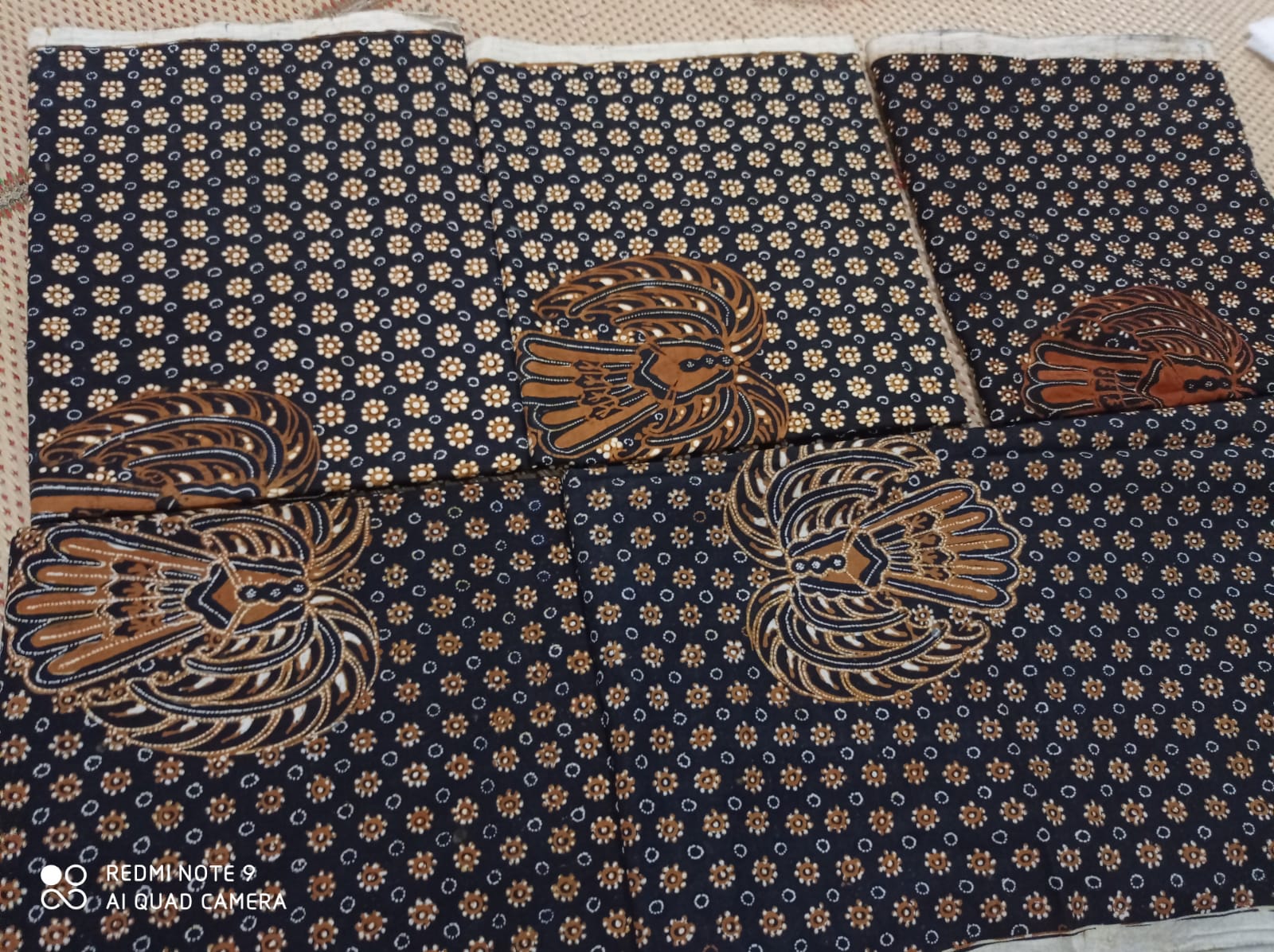 Kain Batik Motif Truntum Garuda