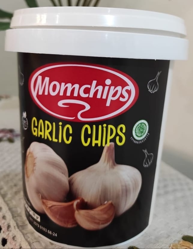 Momchips Garlic Chips