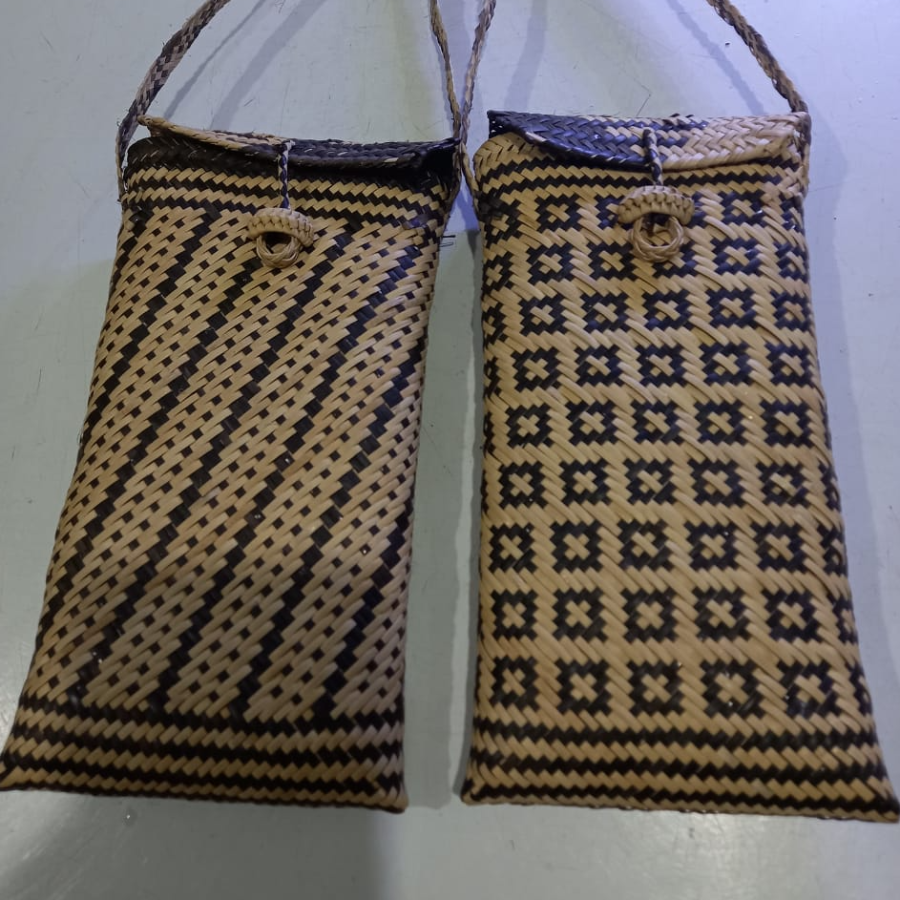 Tas Handphone Rotan