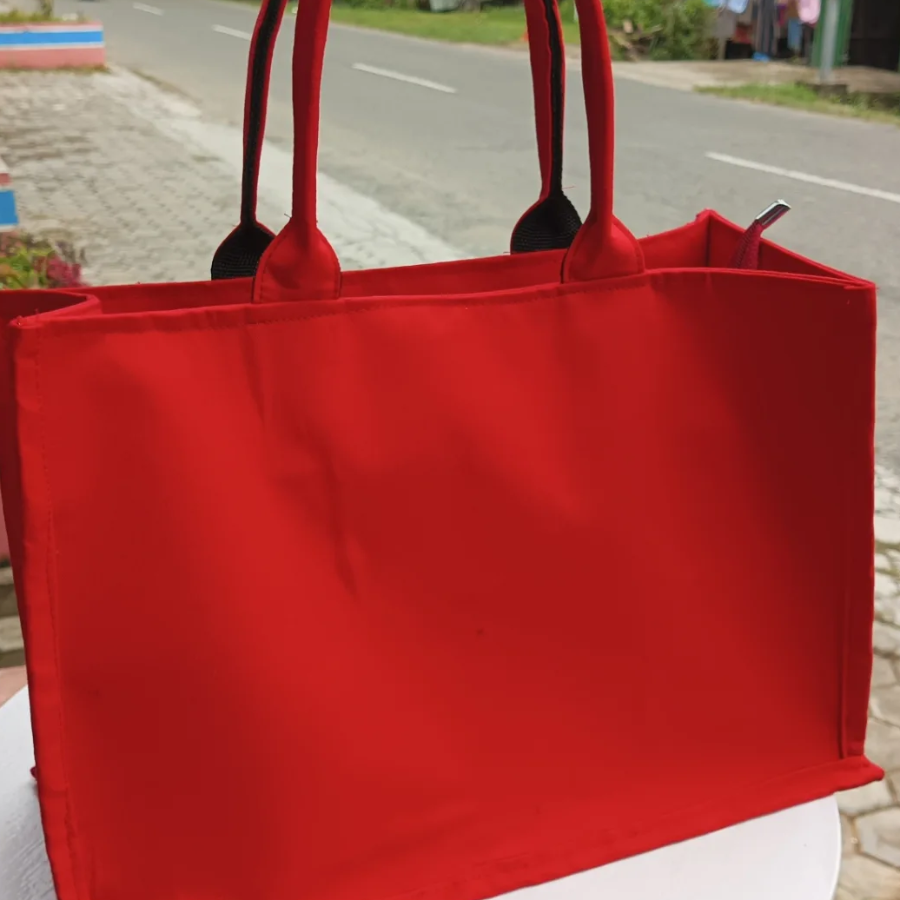 Totebag kotak