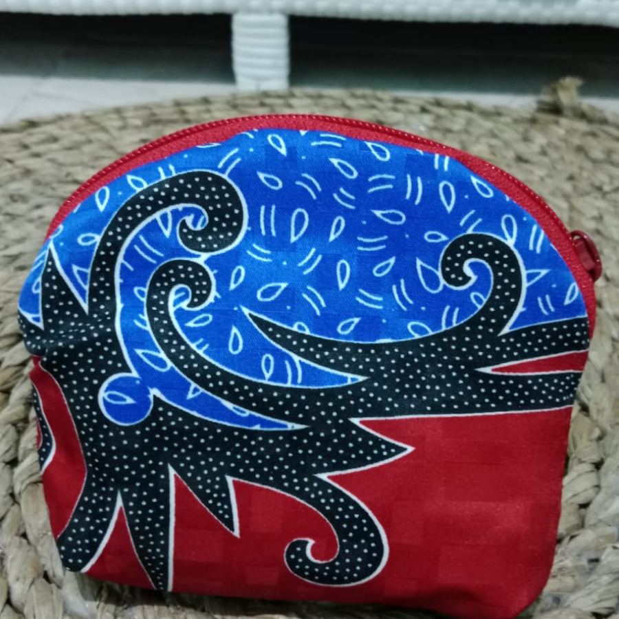 topi  ecoprint dan pouch batik