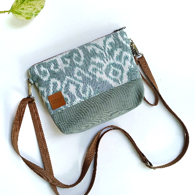 Malva Sling Bag