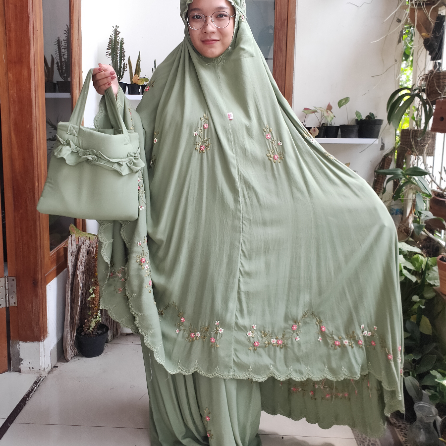 Mukenah Sulam Rayon