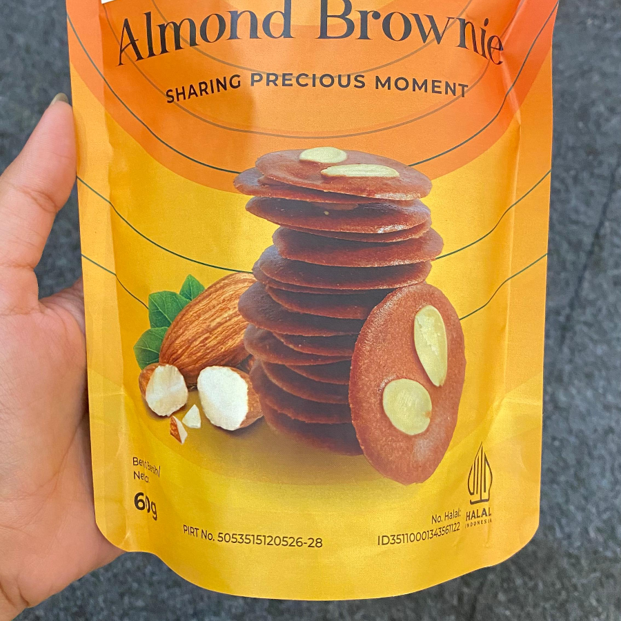 Almond Brownie