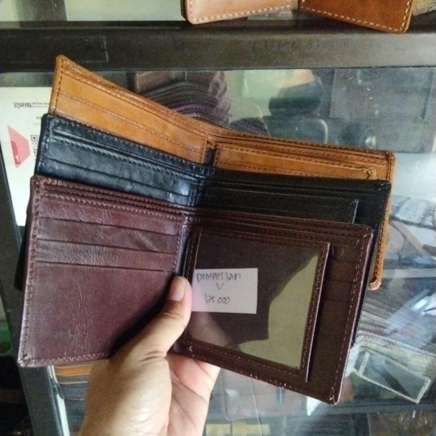 Dompet kulit vertikal