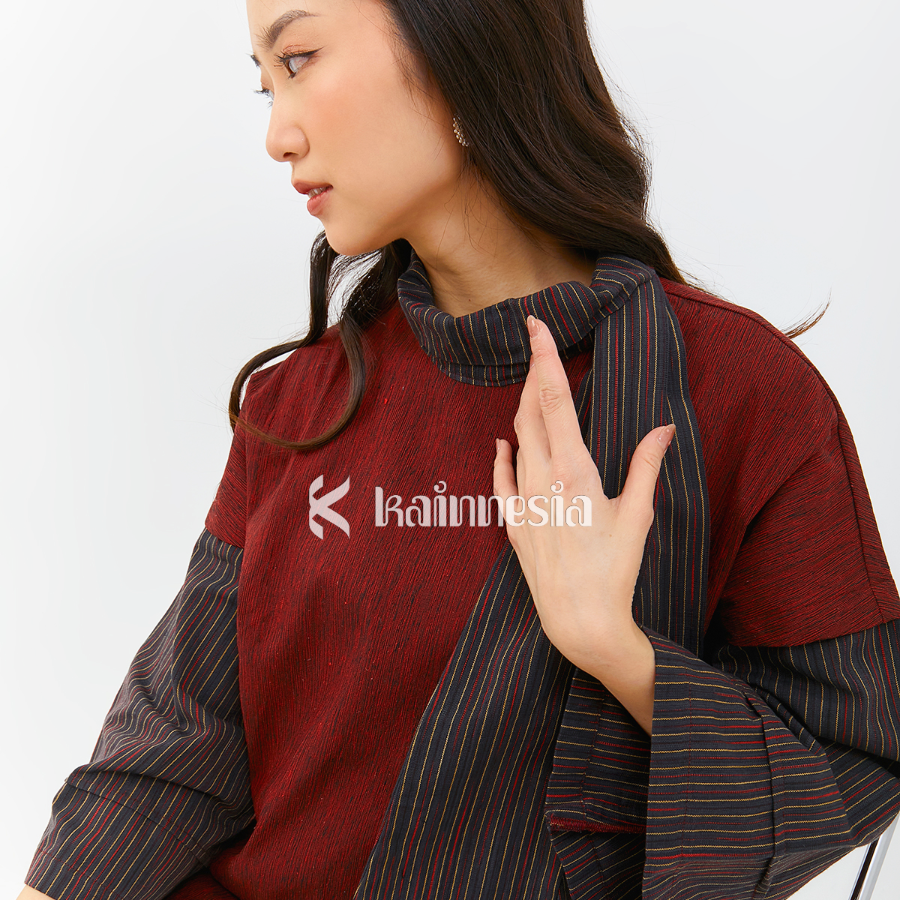 KAINNESIA Blouse Tenun Wanita Svara Series