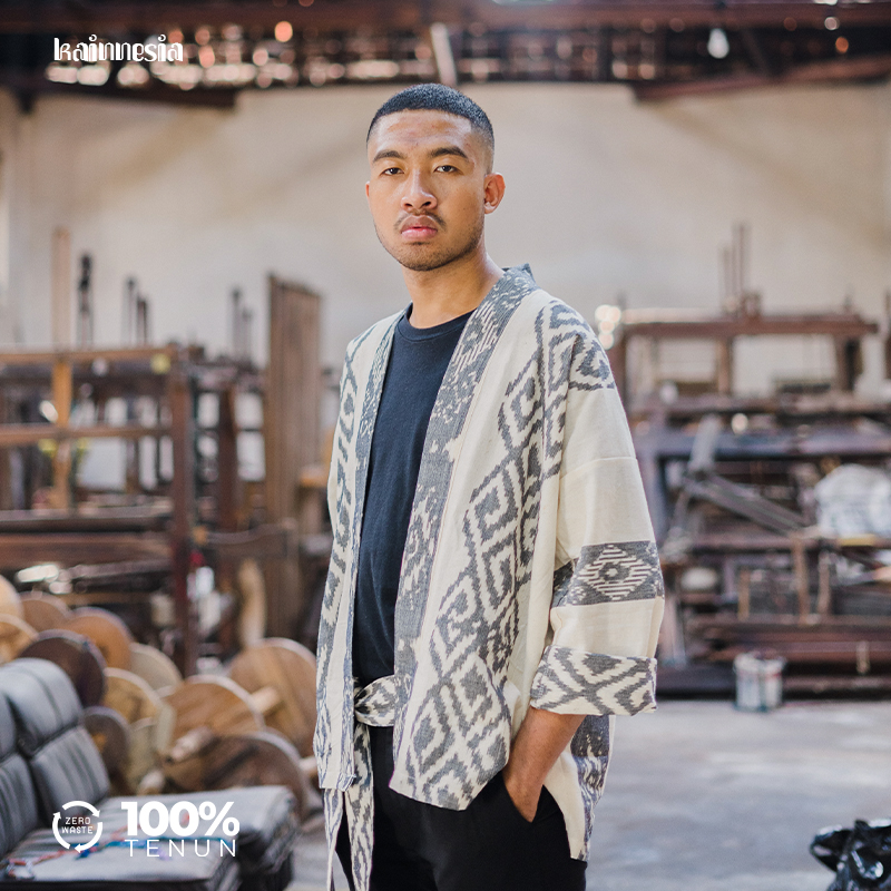 KAINNESIA Outer Tenun Pria Kimono Etnik Akasa Series Fit to L