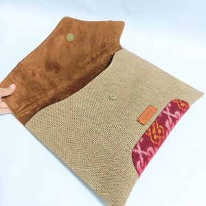 UWAISGEN Tas Laptop Anvlope 14 inchi Goni Endek Etnik Bali Handmade
