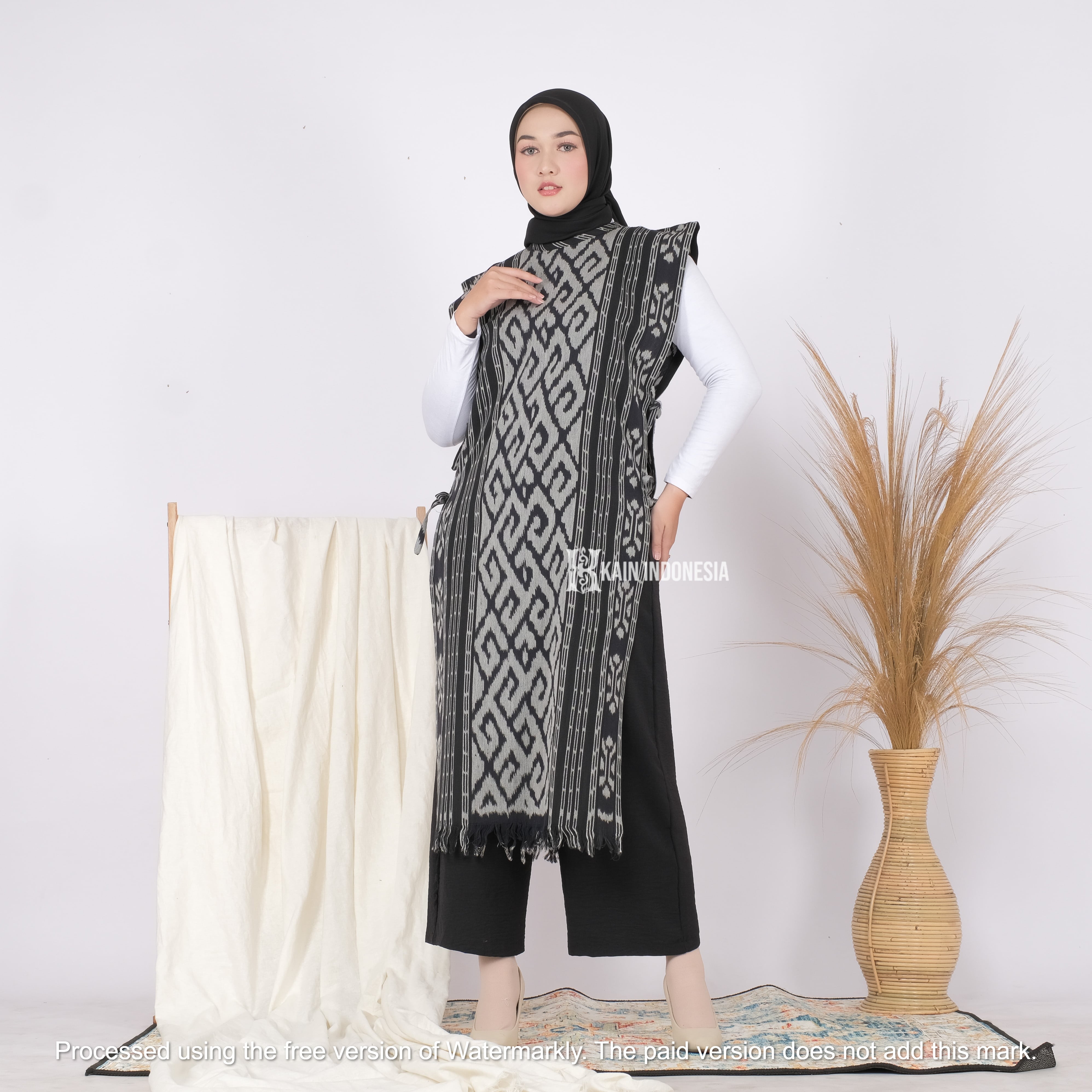 KIBS Outer Nadia Tenun Kinan Hitam All Size
