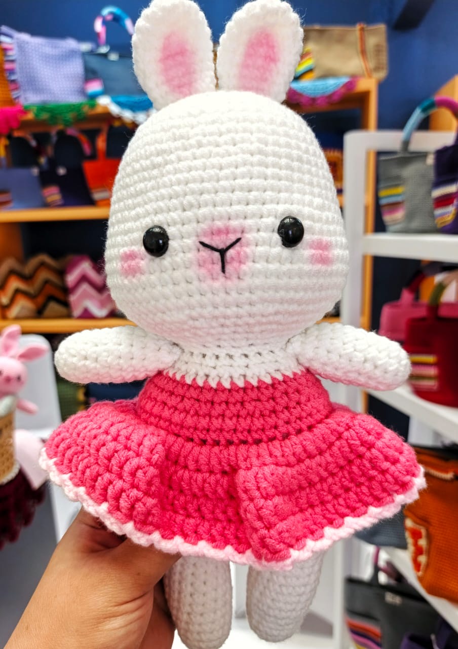 Boneka Rajut Large