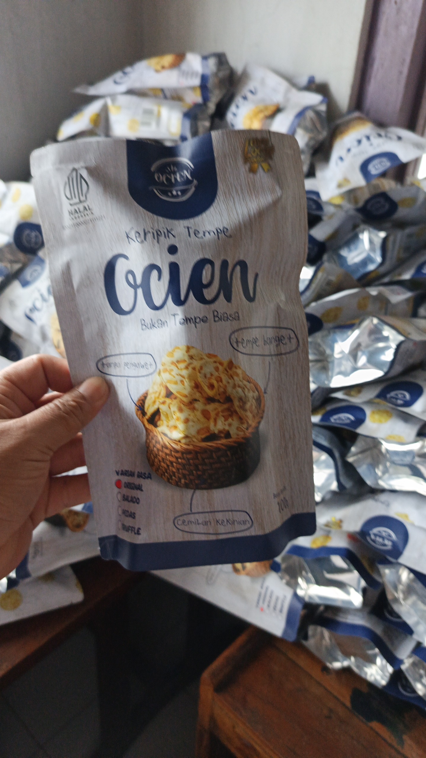 Ocien keripik tempe