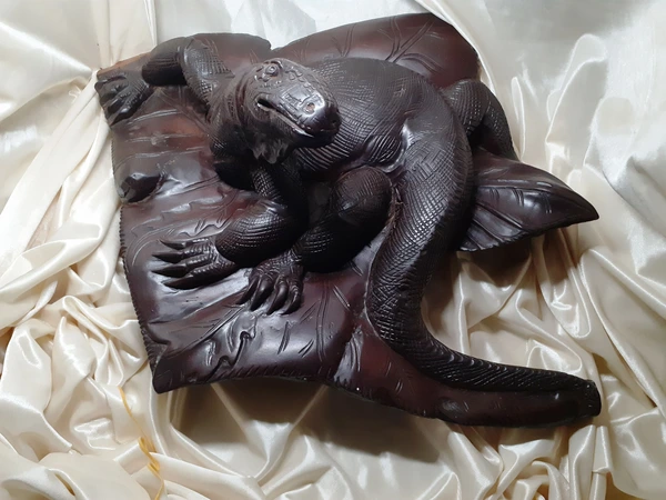 Patung Komodo