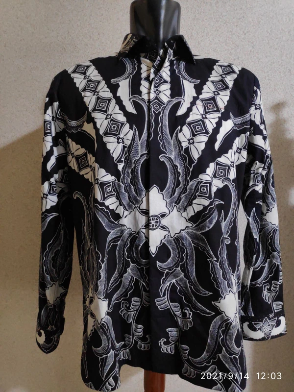 Kemeja batik tulis