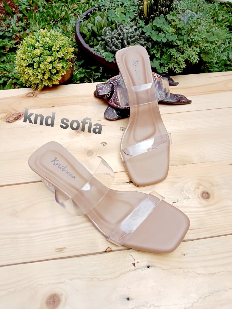 Sandal kaca