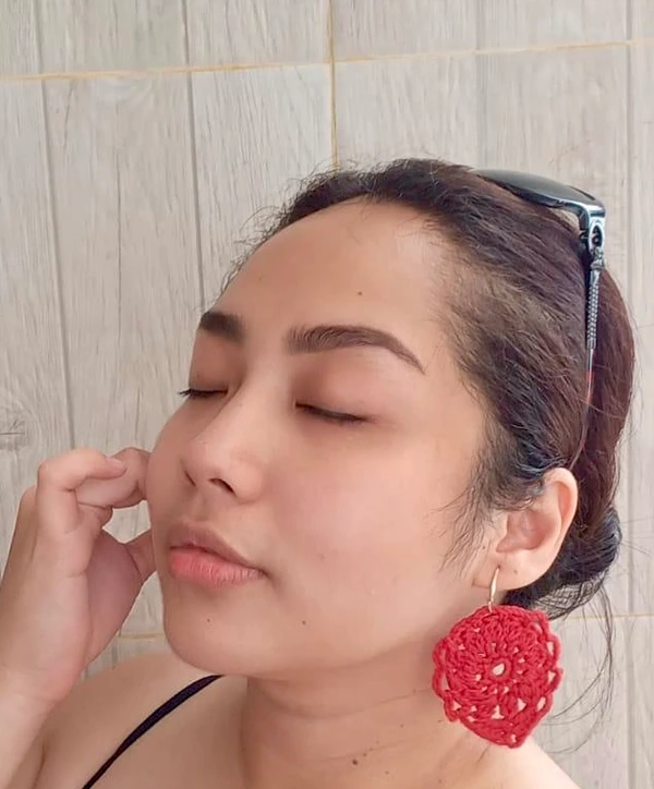 Anting rajut