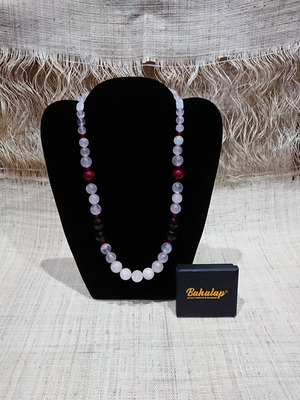 Kalung batu alam