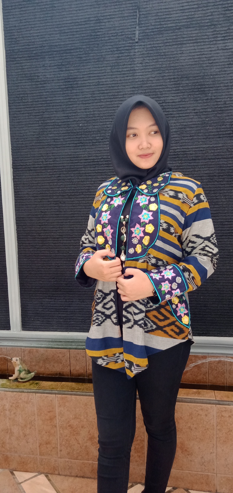 Outer ikat bordir