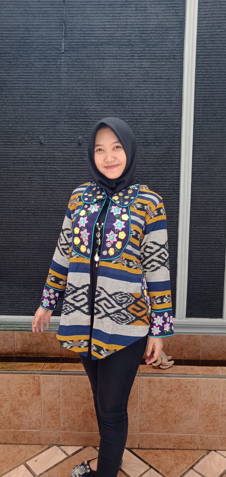 Outer ikat bordir