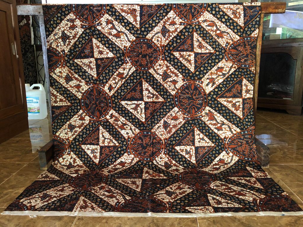 Kain Batik Motif Palang Kencana