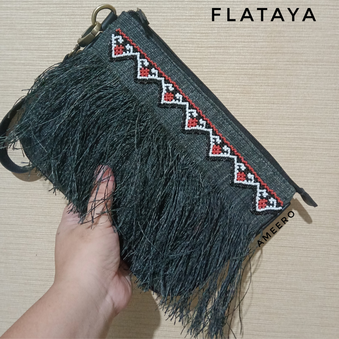 Flataya rumbai ulap doyo hitam