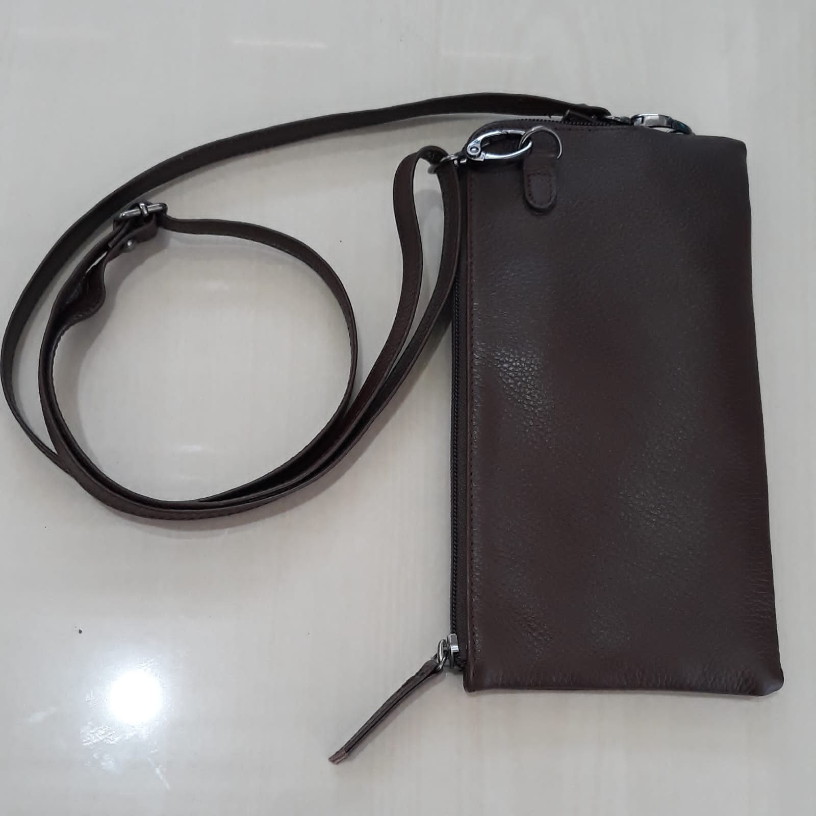 Dompet/tempat hp kulit